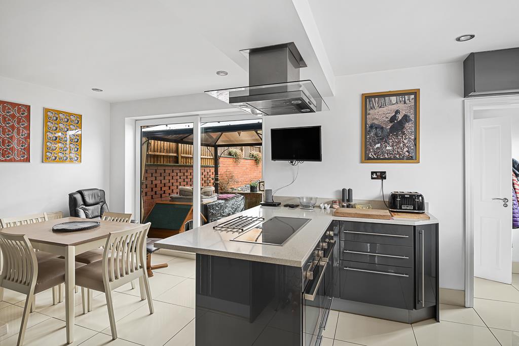 Kinnersley Avenue, Clough Hall, Kidsgrove, StokeOnTrent CW Estate